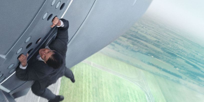 Tom Cruise stars as Ethan Hunt in MISSION: IMPOSSIBLE V - ROGUE NATION (2015)